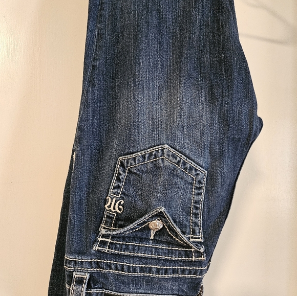 JEANS - Picture 2 of 2
